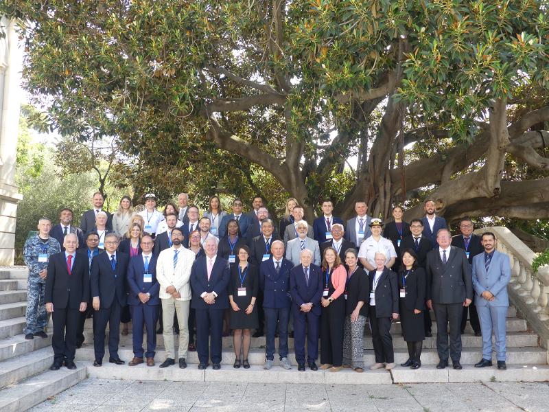 Gruppebilde fra møtet i San Remo